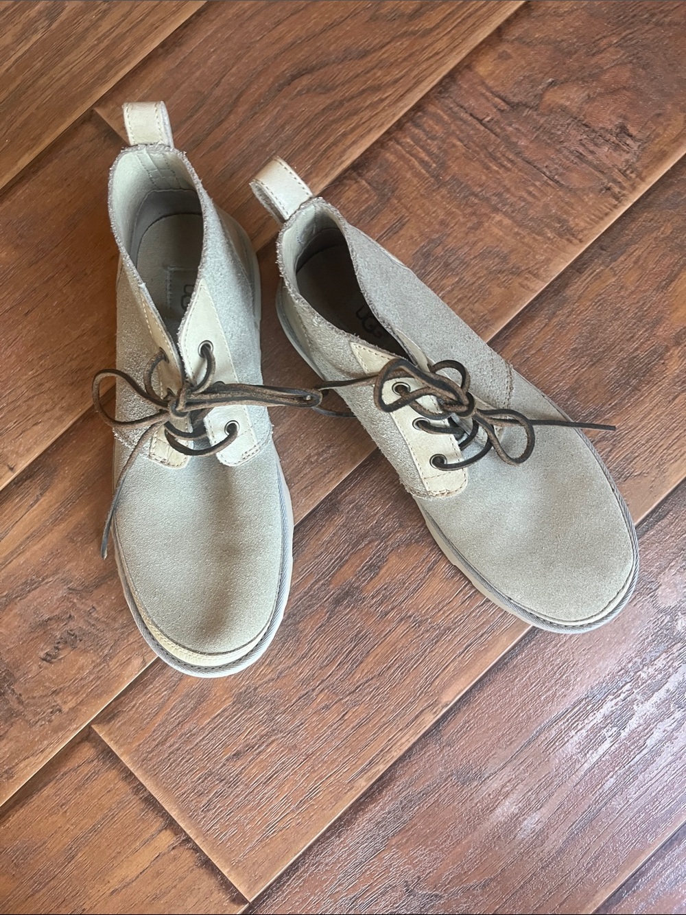UGG Men's Suede Chukka Boots in Light Beige - Size 9